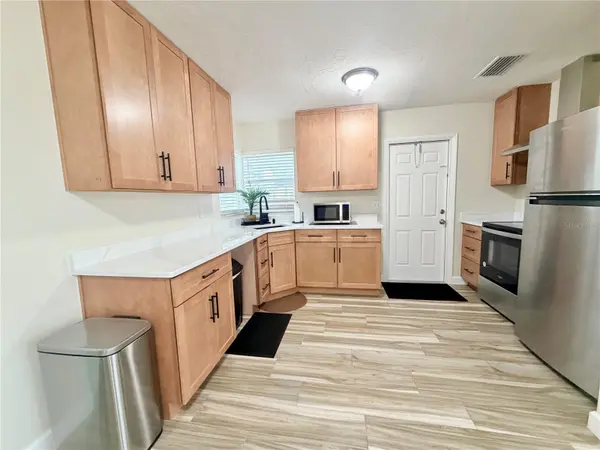 1650 HASTINGS DR, Deltona, FL 32725