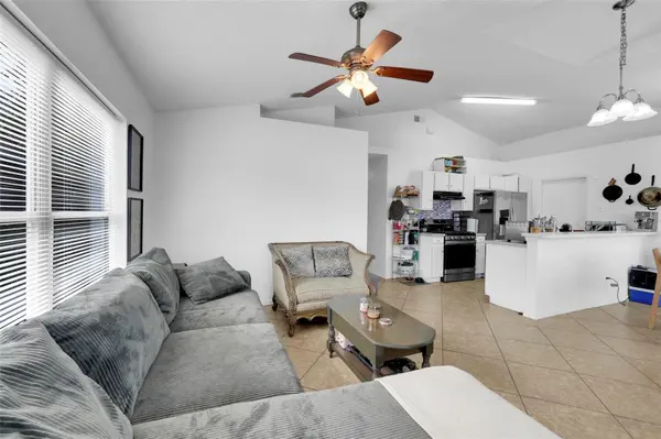 7544 PINE FORK DR, Orlando, FL 32822