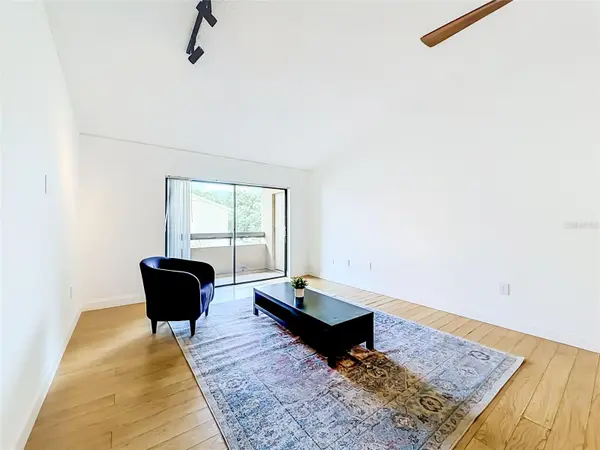 5247 VINELAND RD #202, Orlando, FL 32811