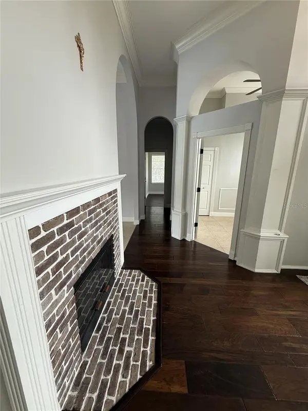 325 LESLIE LN, Lake Mary, FL 32746