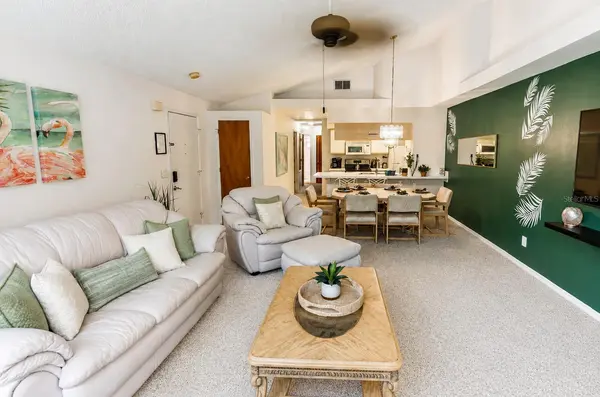 2440 SWEETWATER CLUB CIR #40, Kissimmee, FL 34746