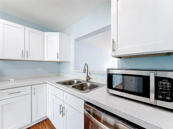 2260 GRENWICH AVE #2260, Orlando, FL 32817