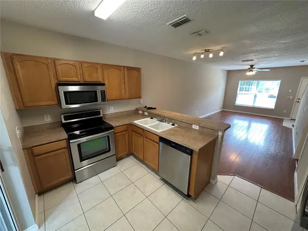 538 WILTON CIR, Sanford, FL 32773