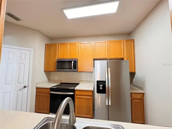 6214 STEVENSON DR #107, Orlando, FL 32835