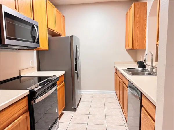 6214 STEVENSON DR #107, Orlando, FL 32835