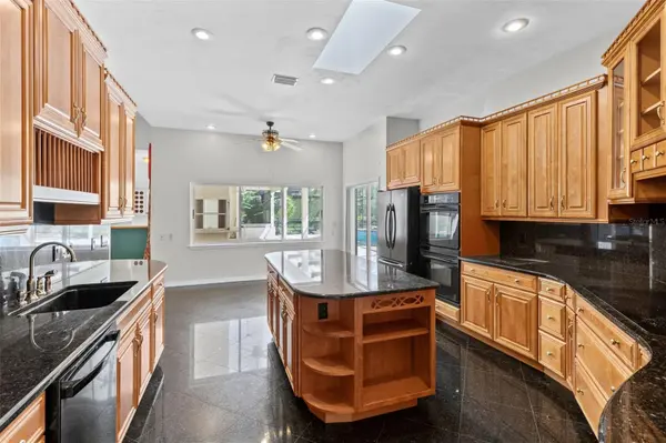 738 BEAR CREEK CIR, Winter Springs, FL 32708