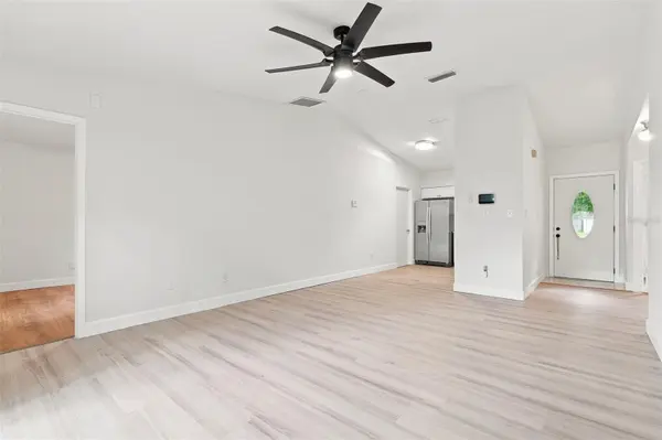 723 OAK MANOR CIR, Orlando, FL 32825