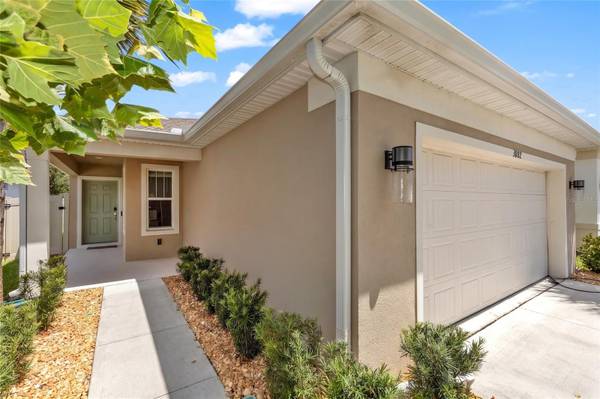 3082 GREEN PARK DR, Deland, FL 32724