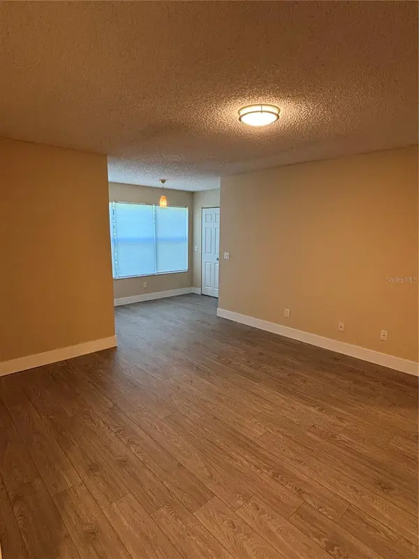5124 CONROY RD #623, Orlando, FL 32811