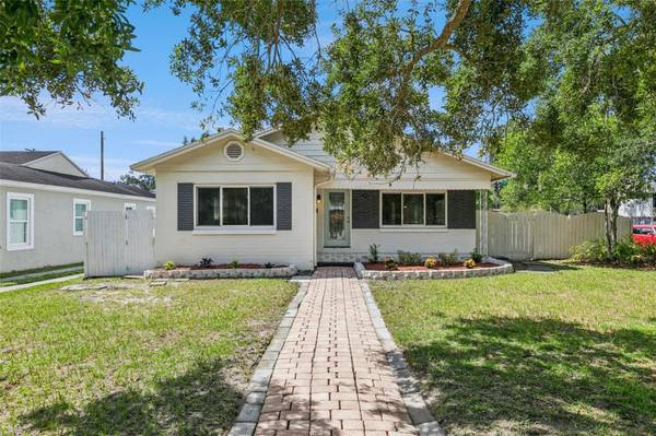 1652 BERKSHIRE AVE, Winter Park, FL 32789