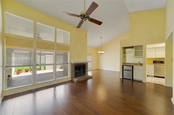 260 W SABAL PALM PL, Longwood, FL 32779
