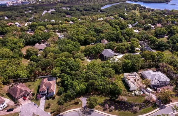 7849 MARSH POINTE DR, Tampa, FL 33635