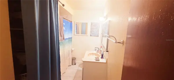 1135 HOLDEN AVE #1/2, Orlando, FL 32839
