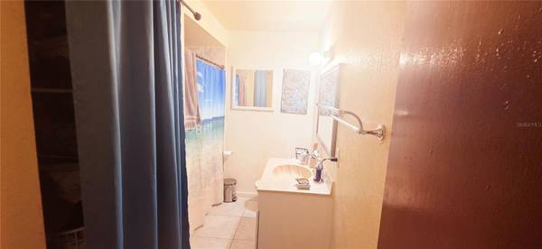1135 HOLDEN AVE #1/2, Orlando, FL 32839