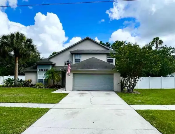 102 W FREDERICK AVE, Lake Mary, FL 32746
