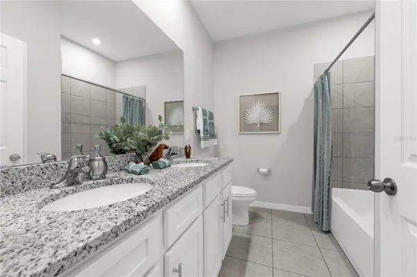 713 CROWN ROSE DR, Eagle Lake, FL 33839