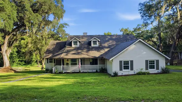 19832 W ELDORADO DR, Eustis, FL 32736