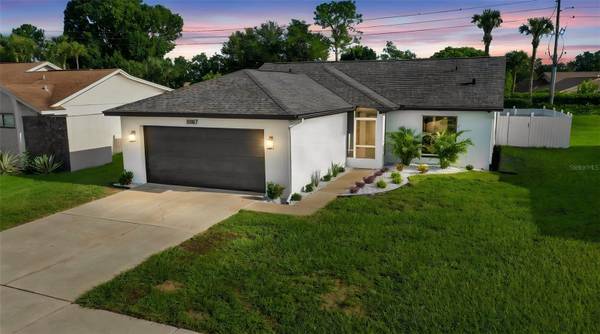 5207 DESMOND LN, Orlando, FL 32821