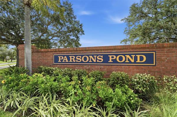 2411 PARSONS POND CIR, Kissimmee, FL 34743