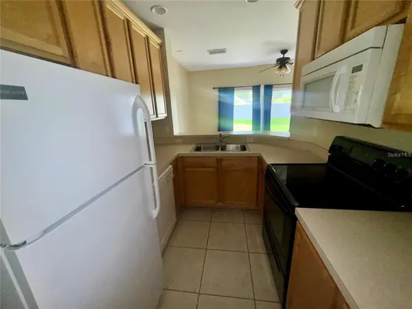 9448 FLOWERING COTTONWOOD RD #71, Orlando, FL 32832