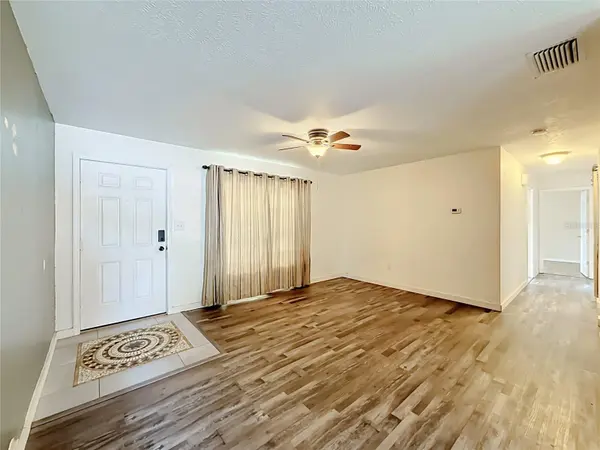1405 PEMBROOK DR, Leesburg, FL 34748