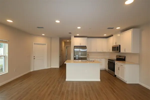 6100 FELLOW WAGON WAY, Orlando, FL 32822