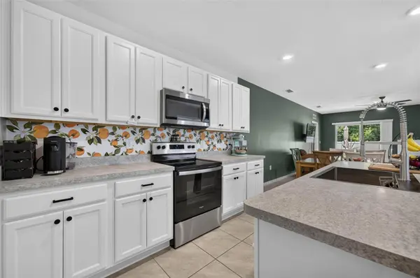 2291 DELHI PL, Sanford, FL 32771
