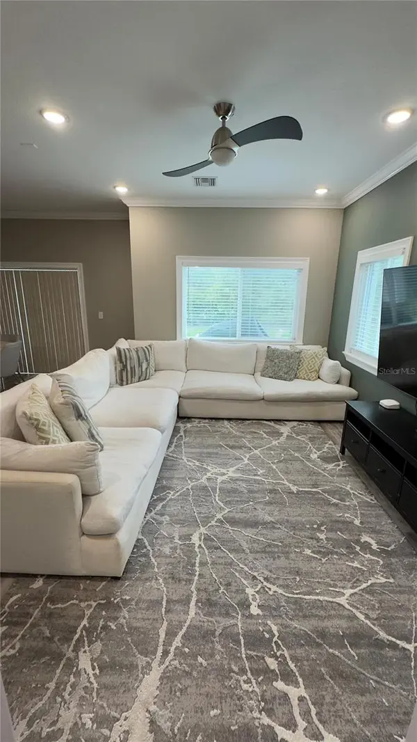 1964 GREENBRIAR TER, Davenport, FL 33837