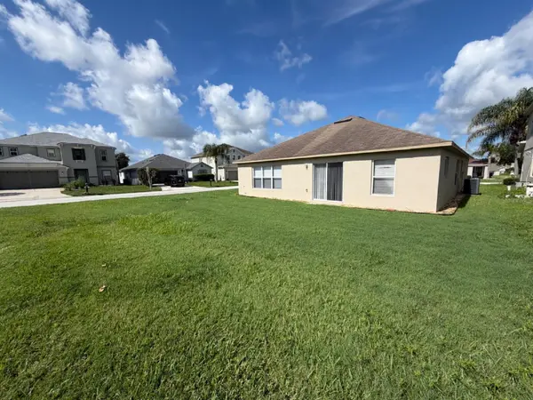 Address not disclosed, Davenport, FL 33897