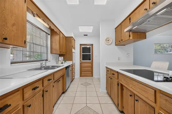 2453 WORTHINGTON RD, Maitland, FL 32751