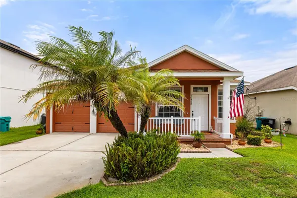 10408 EASTPARK WOODS DR, Orlando, FL 32832
