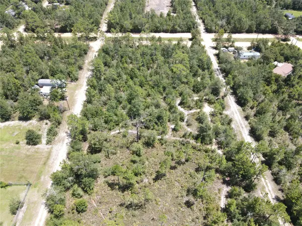 VIKING AVE, Fountain, FL 32438