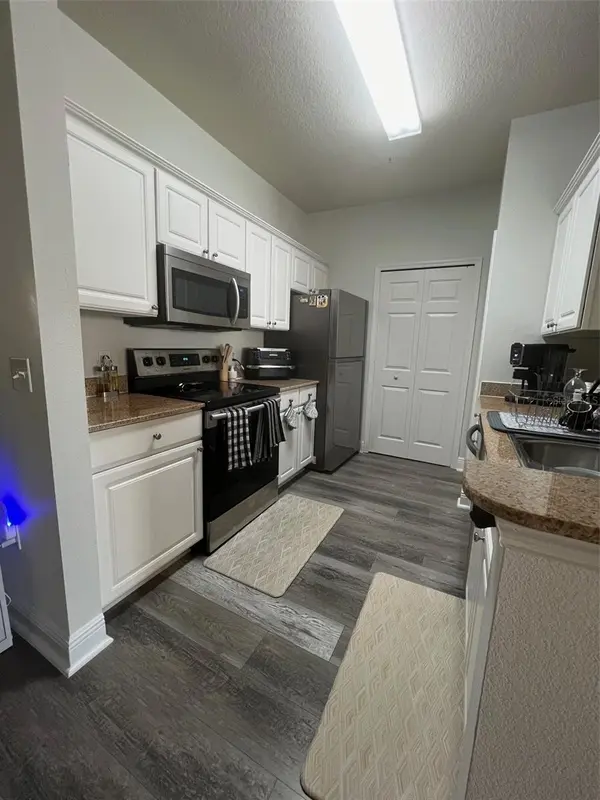 225 SOUTHERN PECAN CIR #205, Winter Garden, FL 34787