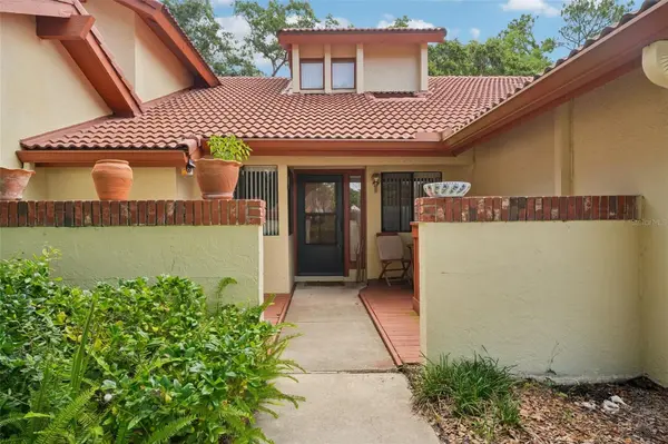 67 VILLAGE CIR #67, Palm Coast, FL 32164