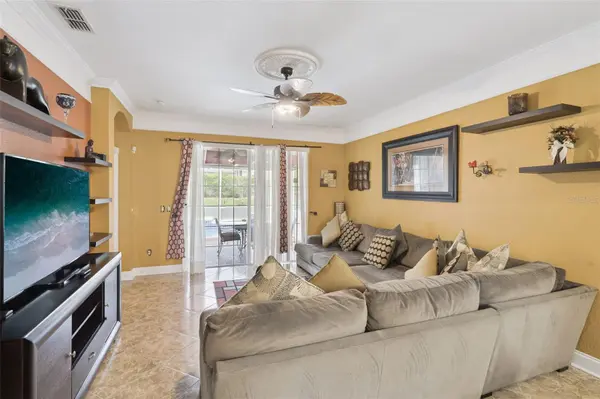 536 GLENEAGLES DR, Davenport, FL 33897