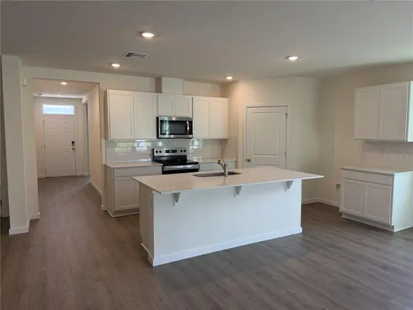 1049 CHAMPION RIDGE DR, Daytona Beach, FL 32124