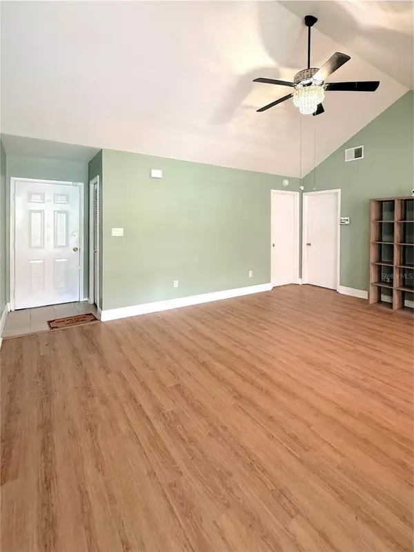 207 SONOMA VALLEY CIR, Orlando, FL 32835