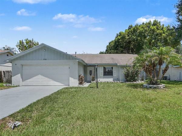 3329 FOX RIDGE DR, Winter Haven, FL 33884