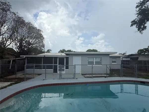 6308 RAVINNIA DR, Orlando, FL 32809