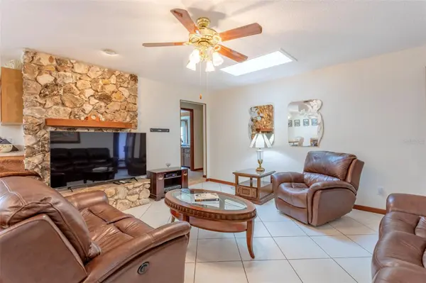 8830 ASPEN AVE, Orlando, FL 32817