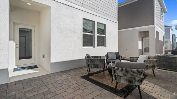 1812 RIDER RAIN LN, Apopka, FL 32703