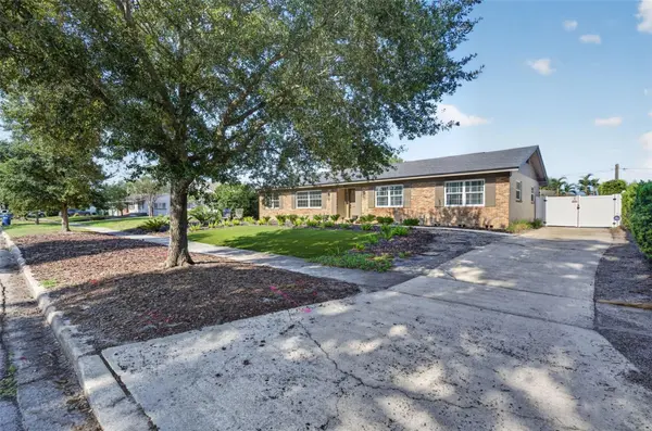 677 SELKIRK DR, Winter Park, FL 32792