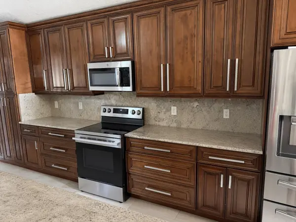 3010 STILLWATER DR, Kissimmee, FL 34743
