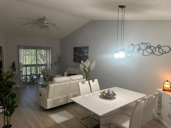 3205 SABAL PALMS CT #B, Kissimmee, FL 34747
