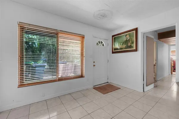 2304 COLTON DRIVE, Orlando, FL 32822