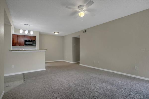 5164 CONROY RD #31, Orlando, FL 32811