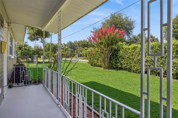 707 S CRYSTAL LAKE DR, Orlando, FL 32803