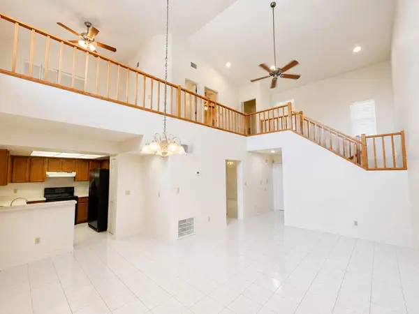 4011 AUGUST CT, Casselberry, FL 32707