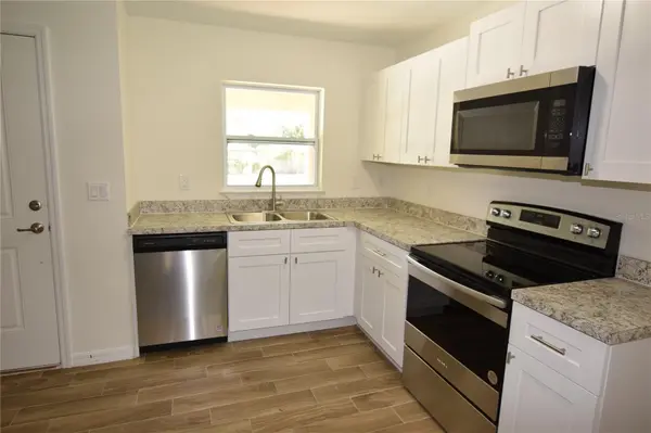 2318 W CANNON TER NW #B, Winter Haven, FL 33881