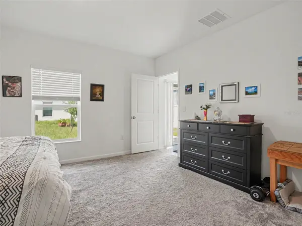 625 TROTTERS DR, Eagle Lake, FL 33839